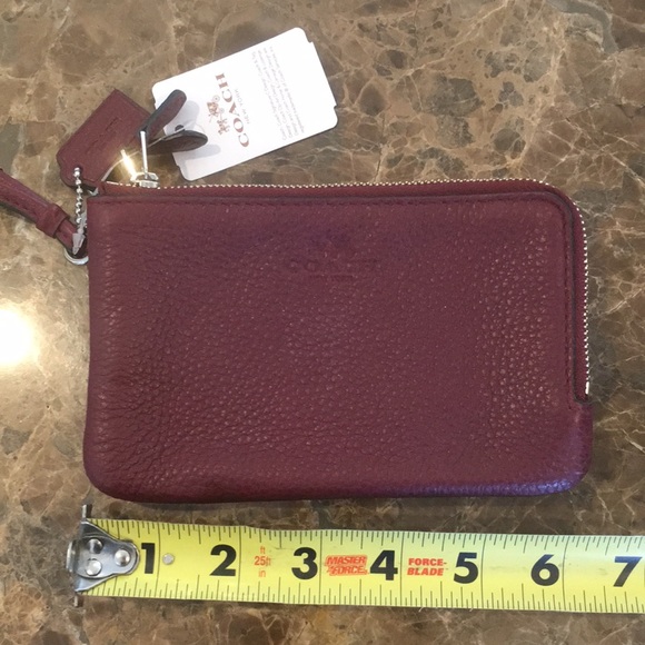 New! Coach Burgundy Pebble Leather Double Corner Zip Wristlet Wallet - Picture 13 of 15